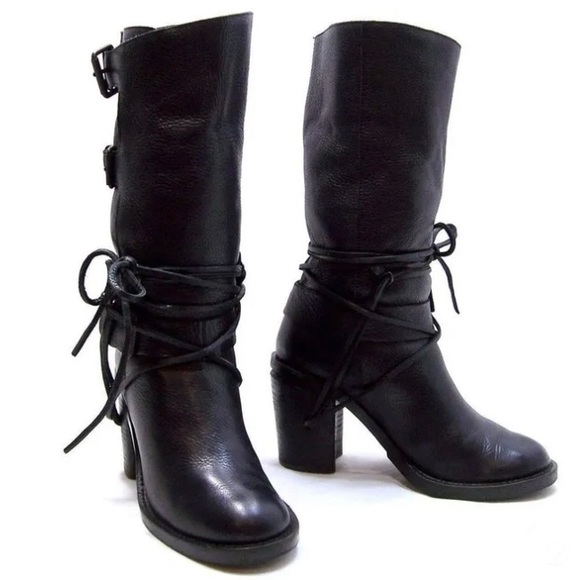 Vince Camuto Shoes - Vince Camuto Skylas Motorcycle Boot Size 6